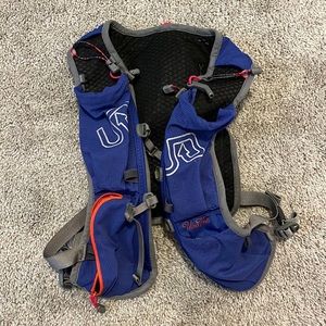 Ultimate Direction Running Vest